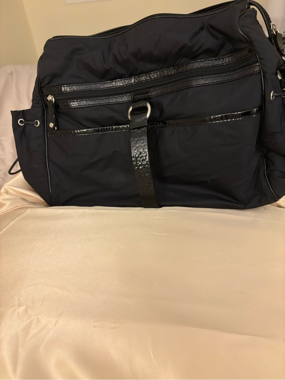 Black Women’s Nylon Shoulder Bag with Multiple Pockets